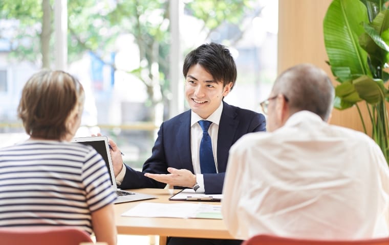 後見人等の皆さまへ